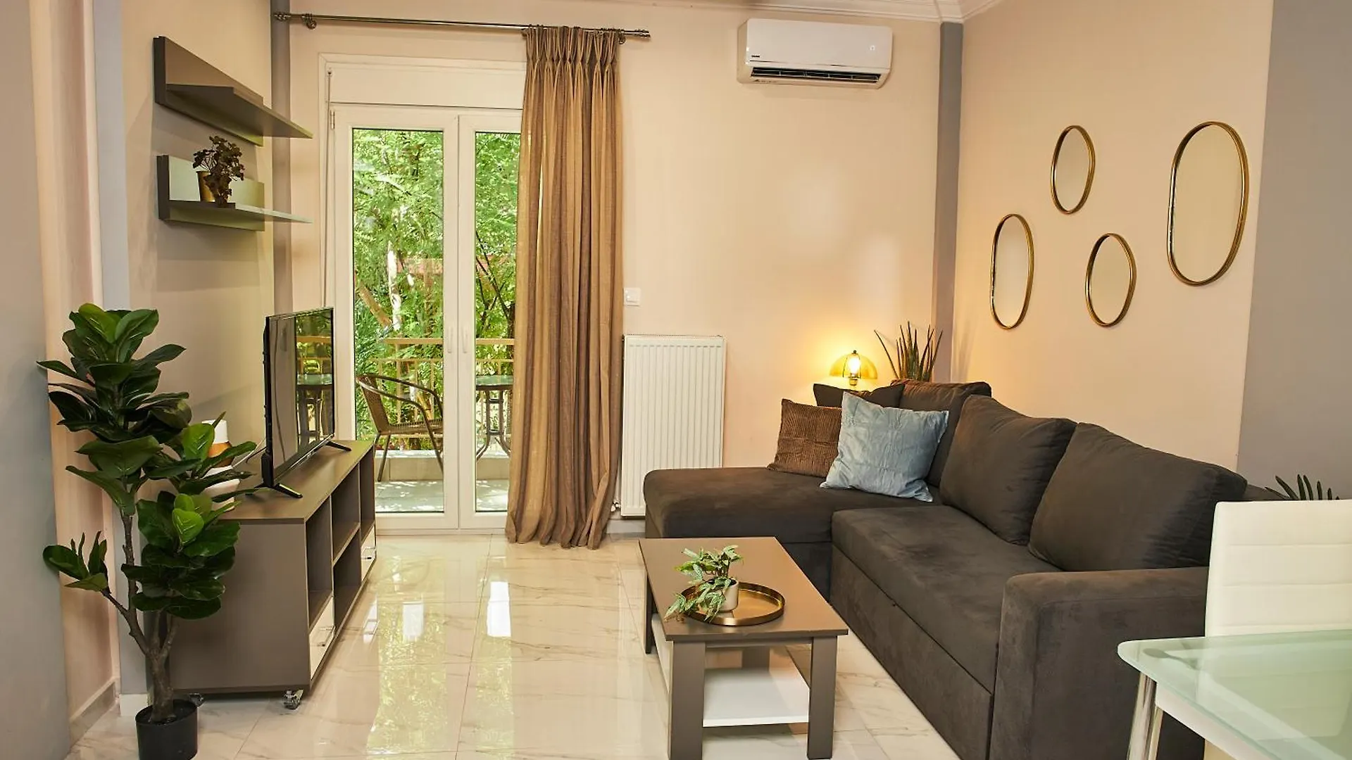 Marble Shine Apartment Near The City Center By Binobi! Thessaloniki 0*,  Greece