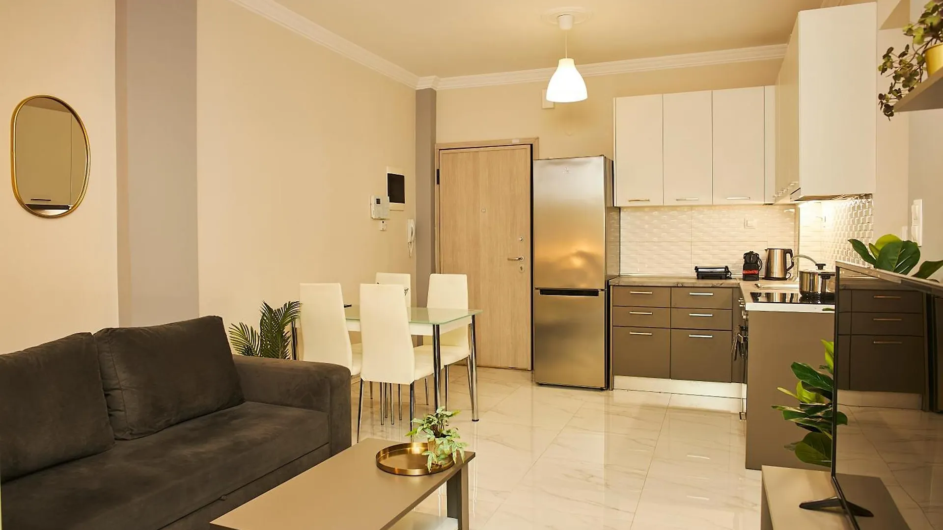 Marble Shine Apartment Near The City Center By Binobi! Thessaloniki Greece