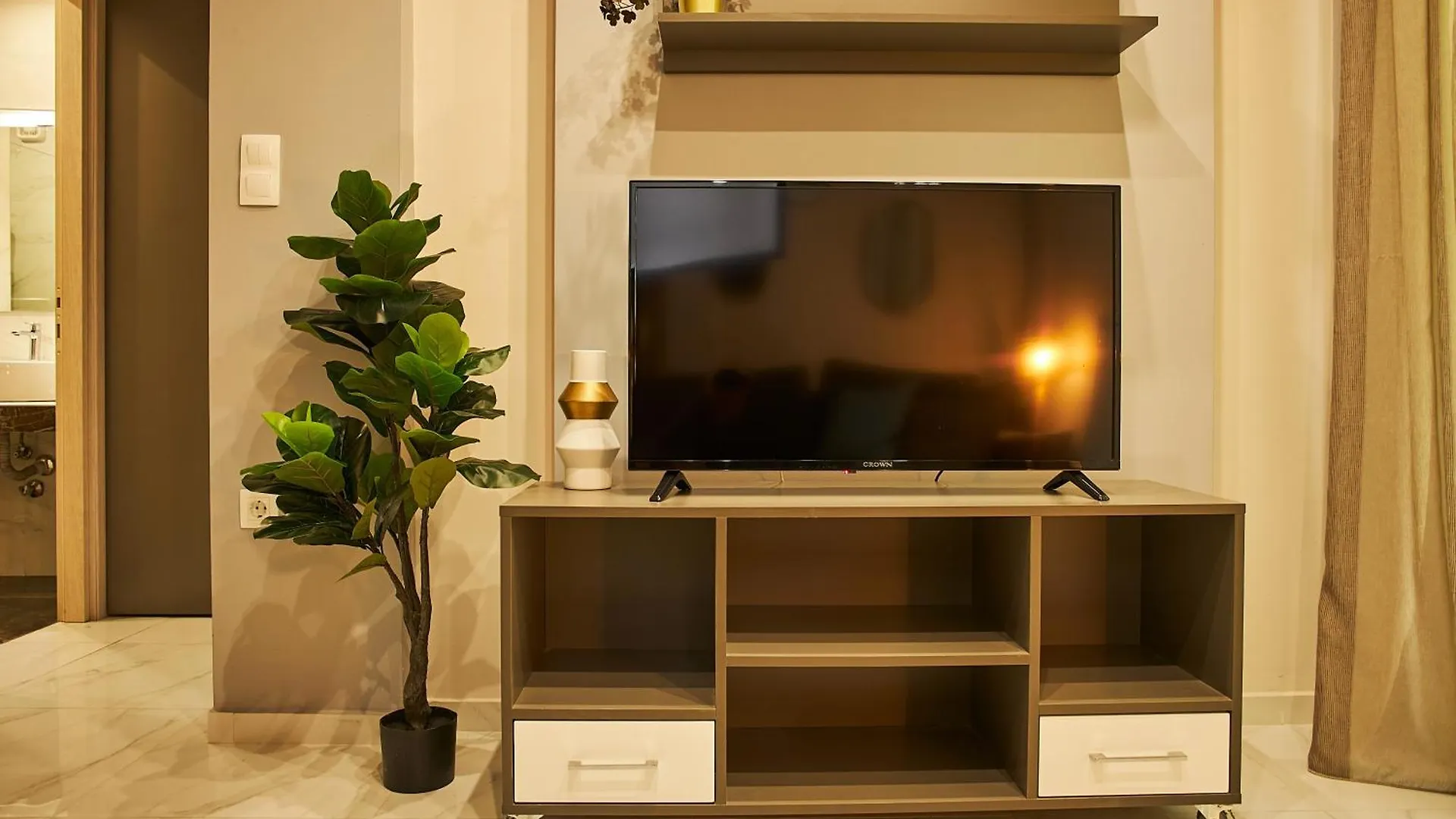 Marble Shine Apartment Near The City Center By Binobi! Thessaloniki